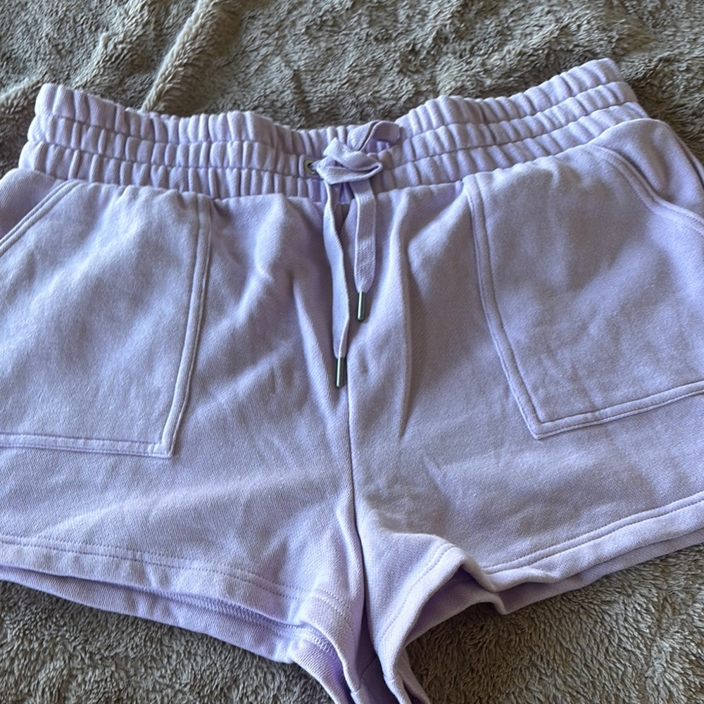 NWT XL VS ON POINT Lavender Women's ATHLETIC Shorts